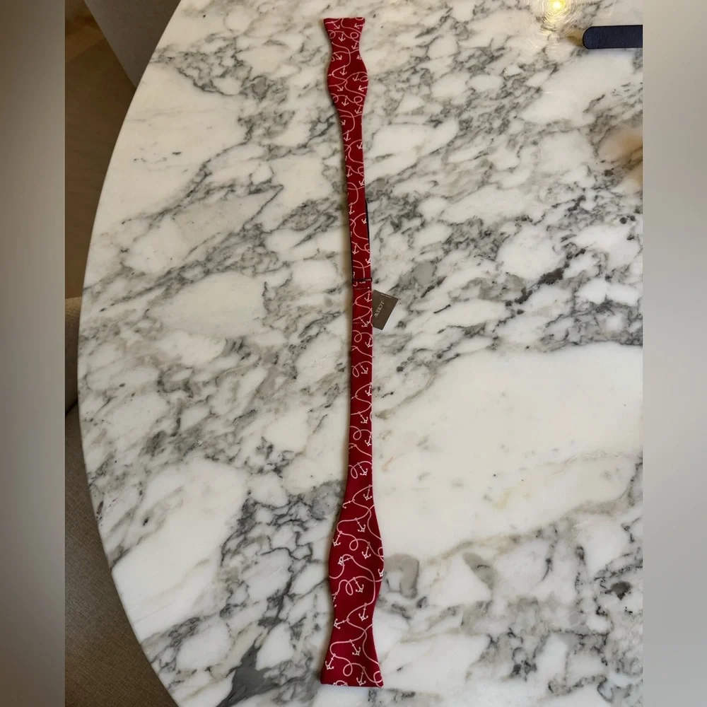 NWT J. Crew Red Silk Men’s Bow Tie in Anchor Print
